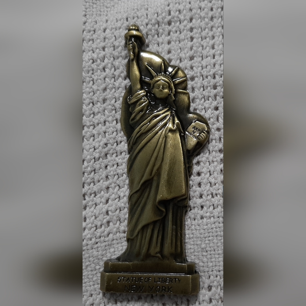 Statue of Liberty Metal Ref Magnet
